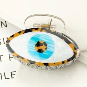 Eye hair clip